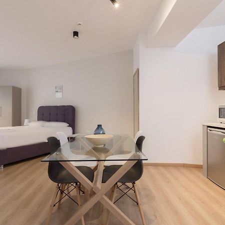 Leochares Lifestyle Apartments - Self Check-In Atene Camera foto