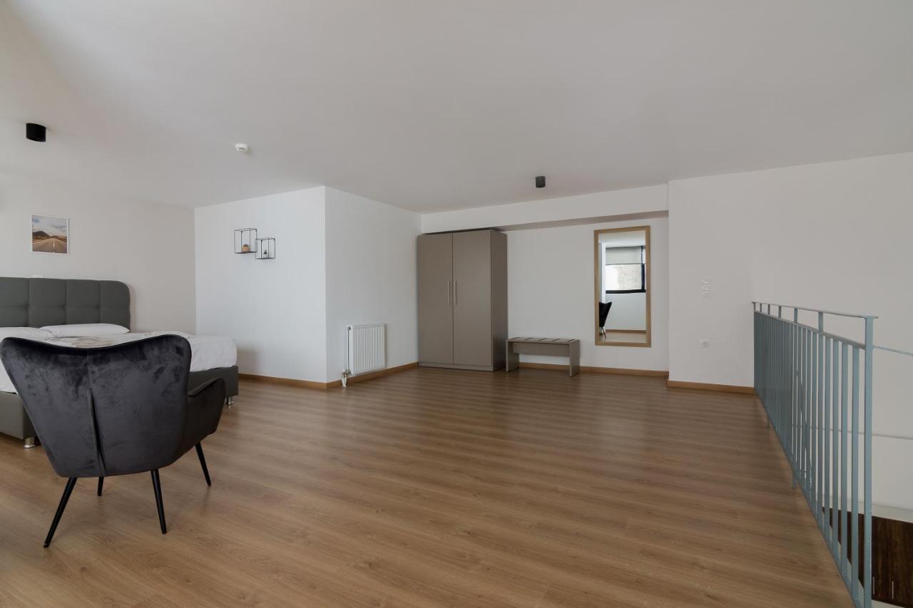 Leochares Lifestyle Apartments - Self Check-In Atene Esterno foto