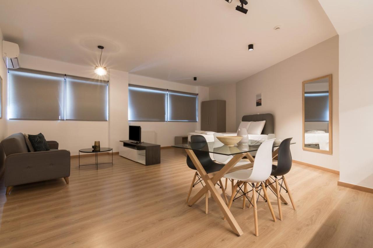 Leochares Lifestyle Apartments - Self Check-In Atene Esterno foto