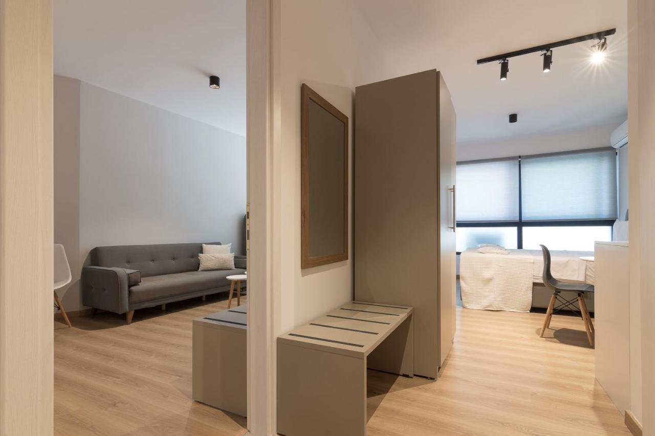 Leochares Lifestyle Apartments - Self Check-In Atene Esterno foto